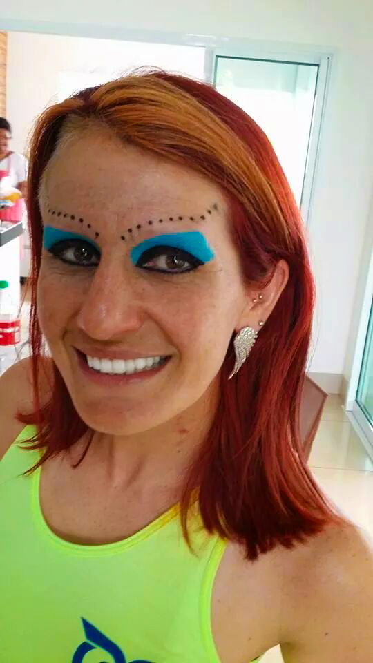 Amei os brincos de asinhas! 